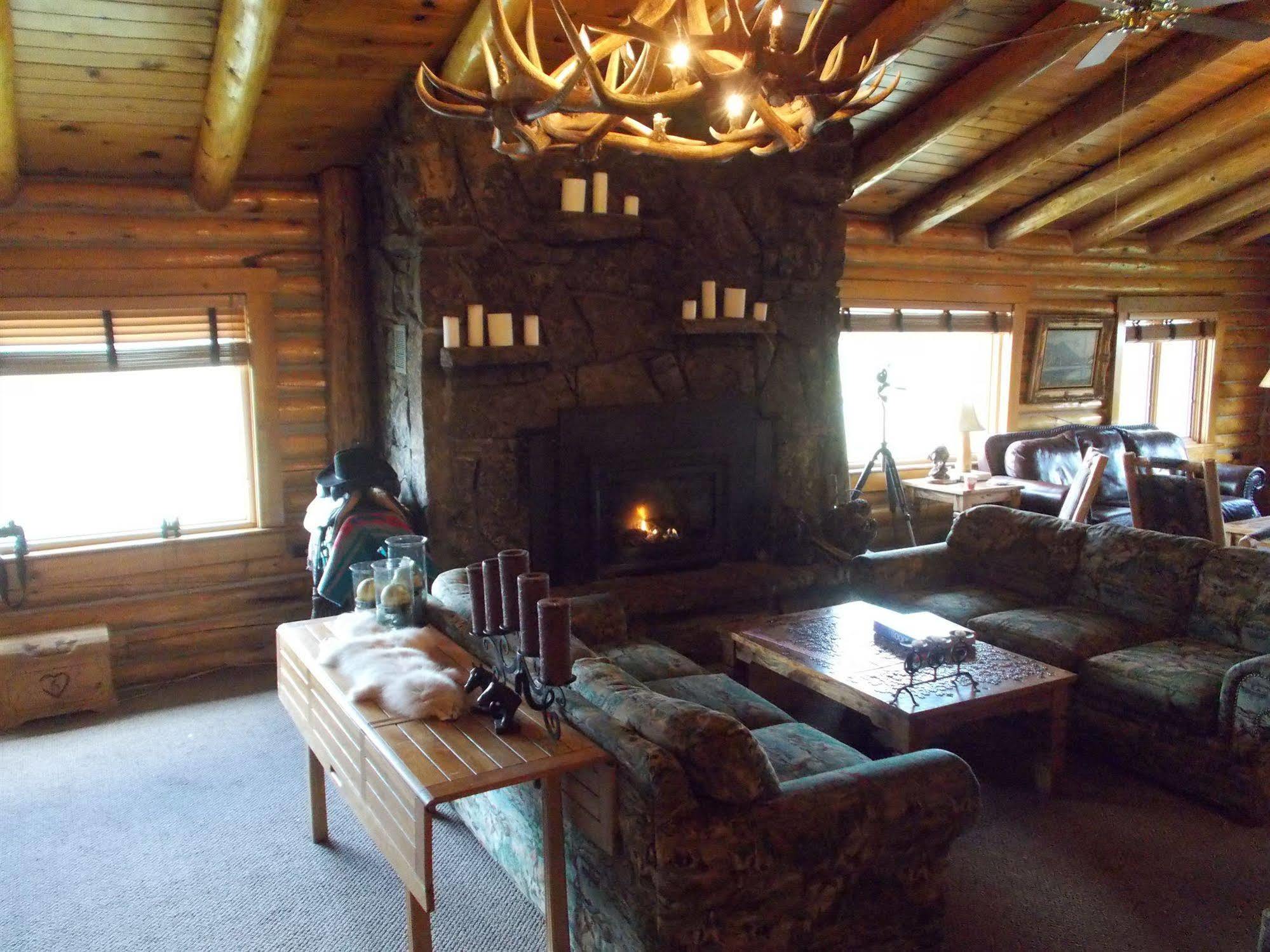 Heart Six Ranch Villa Moran Exteriör bild